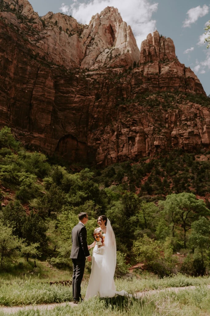 Zion Canyon Lodge First Look Bride and Groom Elopement ZNP