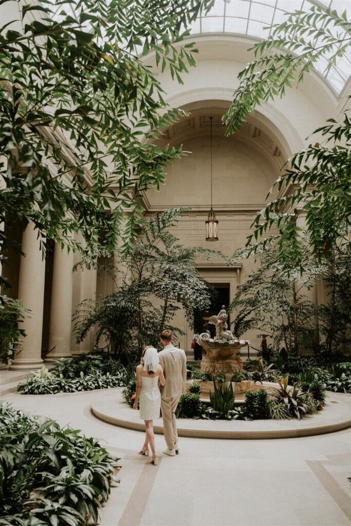 bride and groom at the national gallery of art